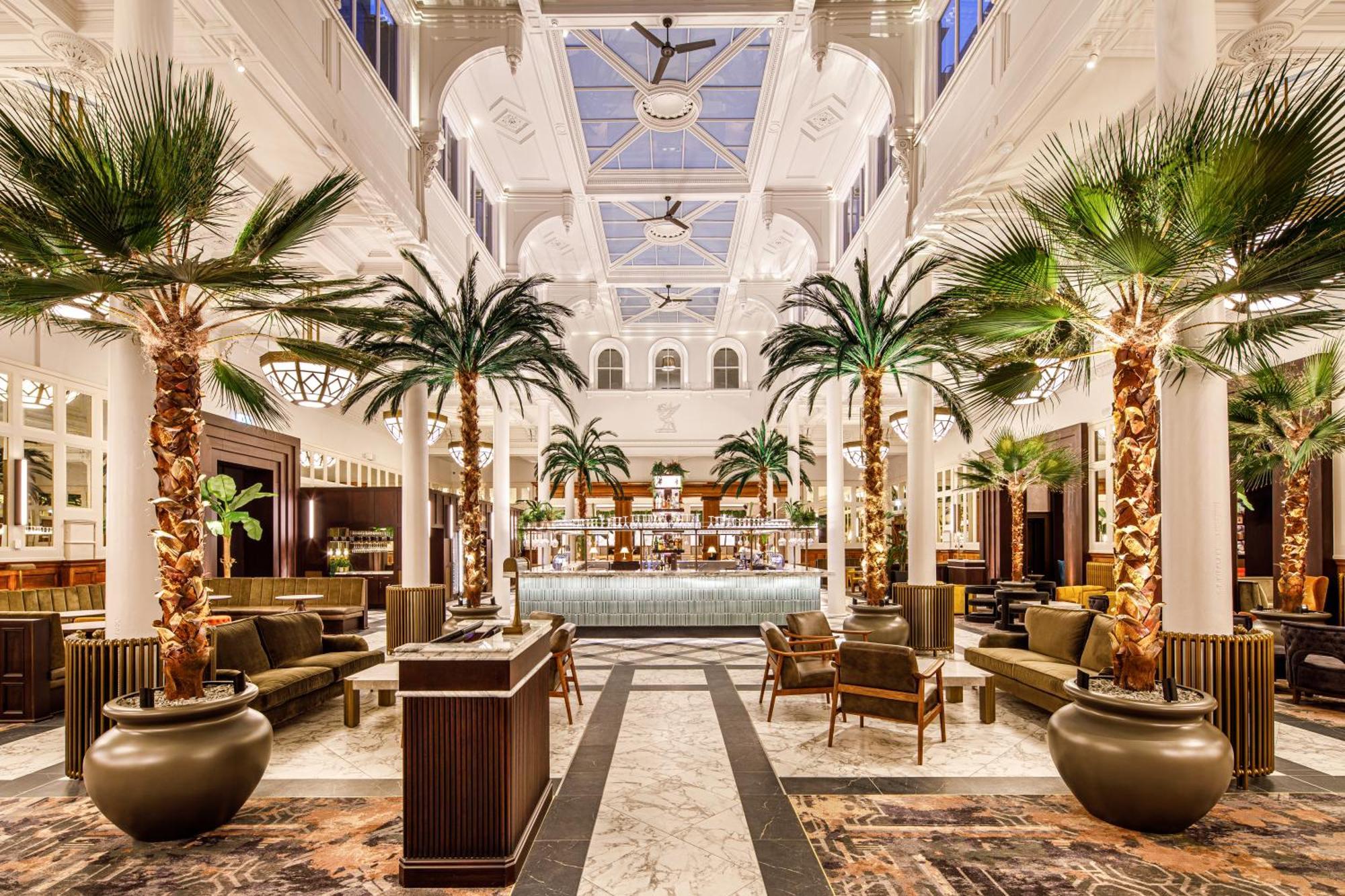 The Municipal Hotel Liverpool - Mgallery Eksteriør billede The lobby of the hotel
